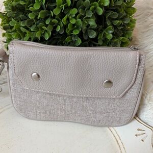 BOGO Martha Stewart Gray Women's Wristlet Clutch